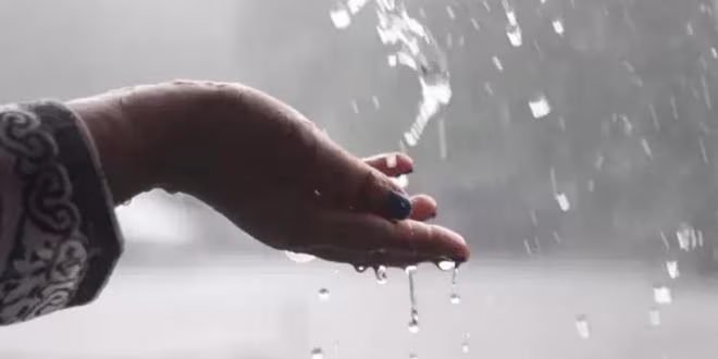 এ শহরে বৃষ্টি নামুক