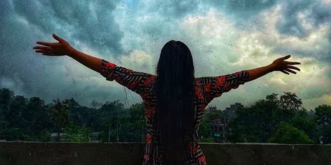 মেঘলা আকাশ