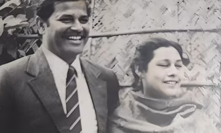 প্রথম দেখায় আমার মা বাবা দুজন দুজনের প্রেমে পড়ে গিয়েছিলেন