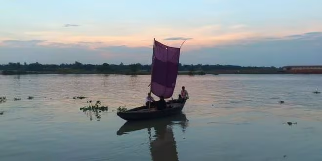 ছোট্ট একটা নদী